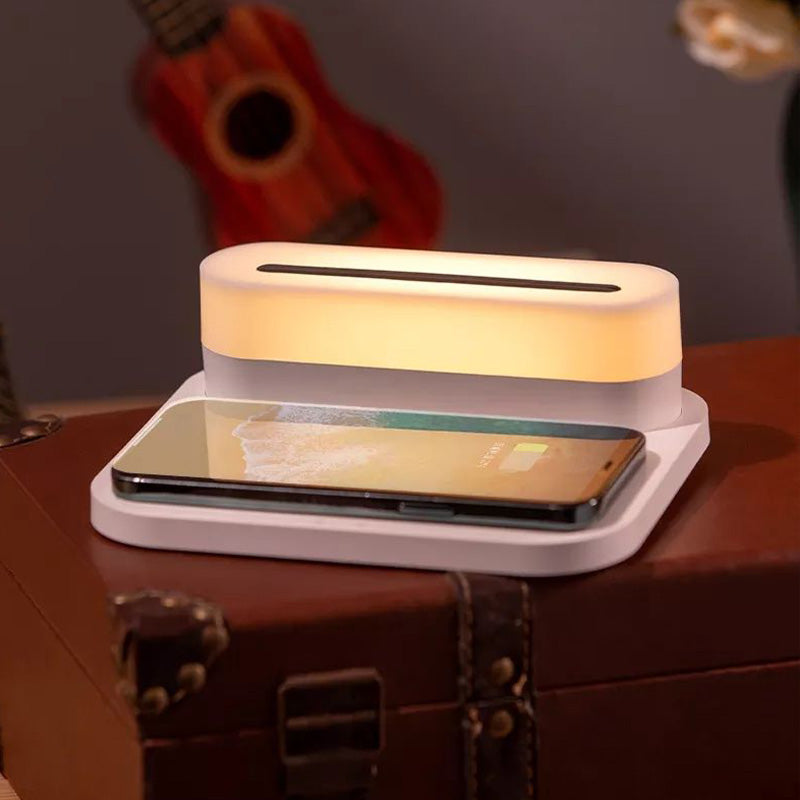 Fast charging desktop multifunctional wireless charger