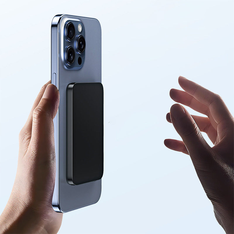 Ultra-thin mini magnetic portable charger