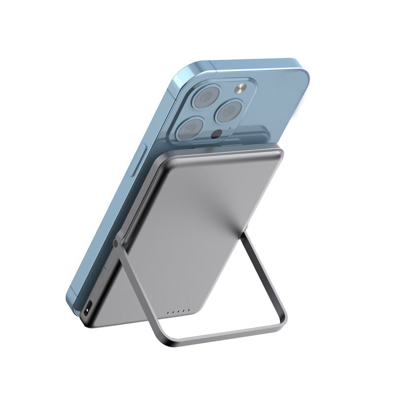 Aluminum alloy ultra-thin magnetic portable charger