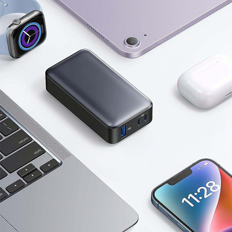 High-quality high-speed portable charger