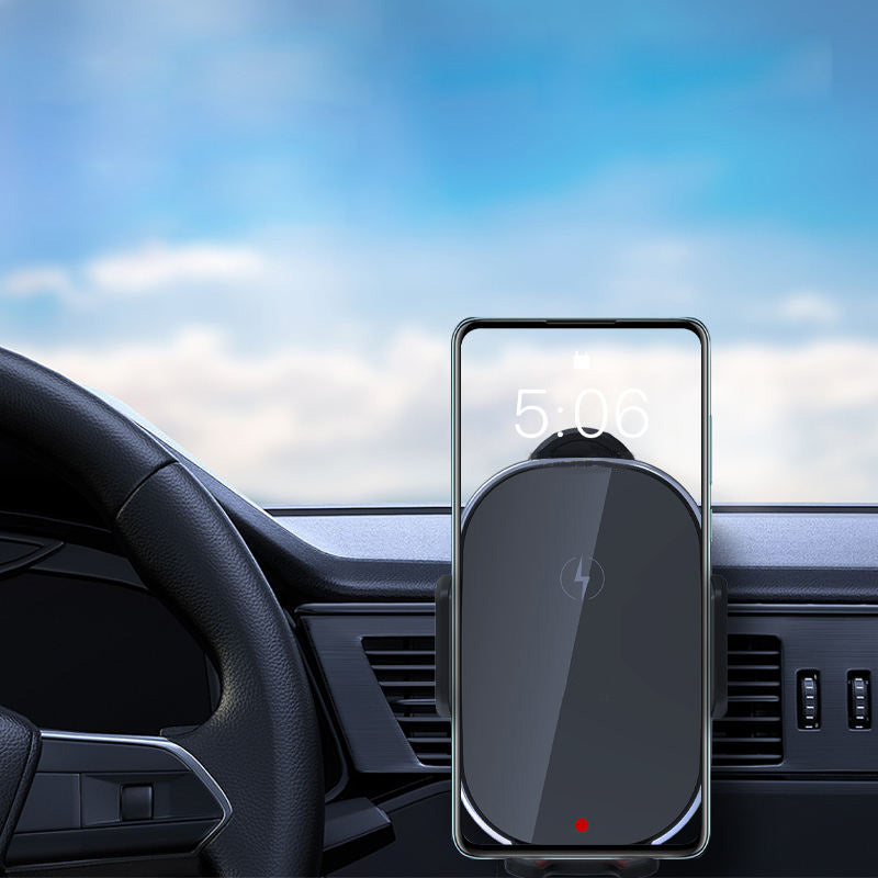 Fast charging automatic clamping car charger