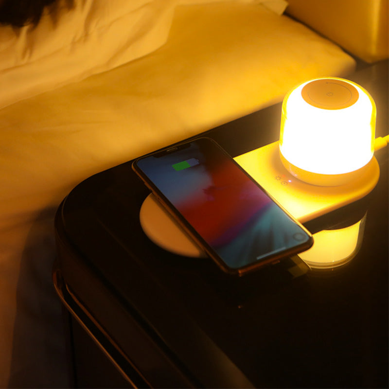 Fashionable design bluetooth speaker charger